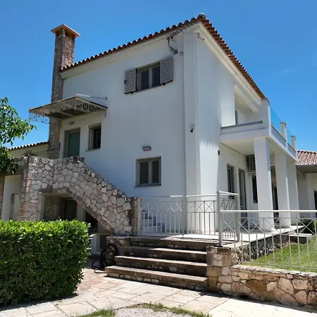 Villa Vakoufia *