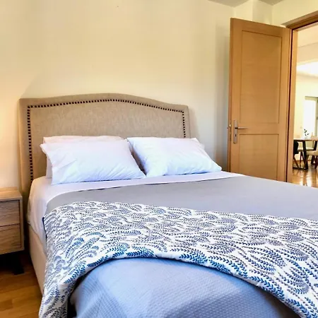 Вилла Vakoufia *